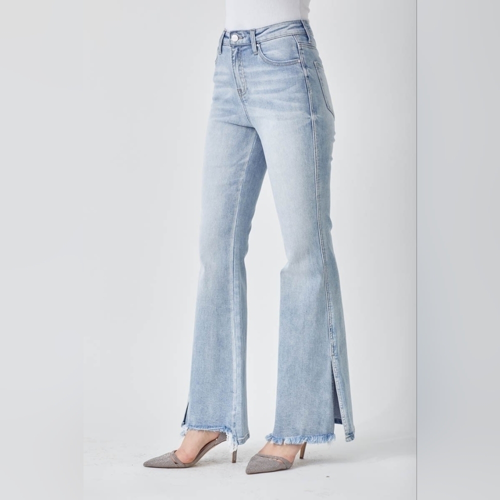 ⭐⭐ Risen Jeans retro flare light wash split hem fray hem denim jeans - Picture 2 of 6